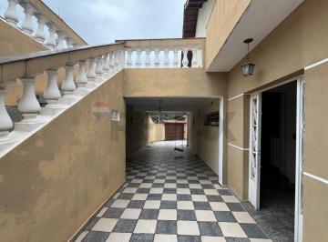 Casa · 200m² · 3 Quartos · 8 Vagas · Sobrado de Esquina- 8 vagas - em Jardim Paulista, Guarulhos