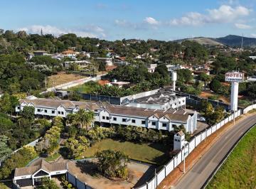 Comercial · 40 Quartos · 40 Vagas · Motel à venda às margens da Rodovia Fernão Dias em Bragança Paulista com 40 suítes e 10.000 m² de te