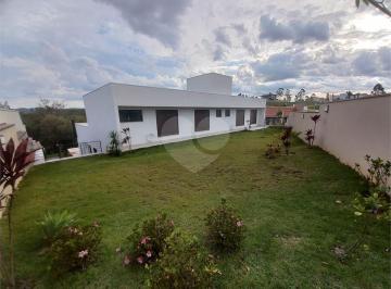 Casa · 348m² · 4 Quartos · 4 Vagas · Casa para venda em Bairro Inválido de 348.00m² com 4 Quartos, 4 Suites e 4 Garagens