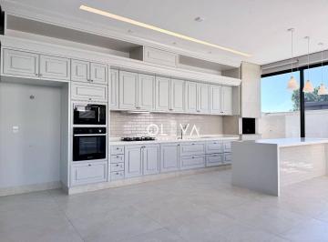 Casa · 250m² · 3 Quartos · 4 Vagas · Casa de Condomínio para venda em Quinta Do Golfe Jardins de 250.00m² com 3 Quartos, 3 Suites e 4 Gar