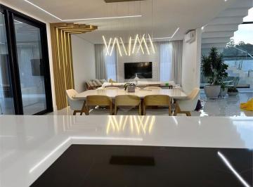 Casa · 350m² · 3 Quartos · 3 Vagas · Casa para venda em Medeiros de 350.00m² com 3 Quartos, 3 Suites e 3 Garagens