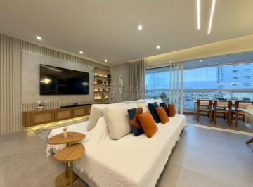Apartamento · 163m² · 3 Quartos · 2 Vagas · Amplo apartamento semi-mobiliado no Voga Residence
