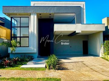 Casa · 205m² · 3 Quartos · 4 Vagas · Casa à venda no Condomínio TerraVista, 3 quartos sendo 3 suítes e 1 closet, escritório, varanda gour