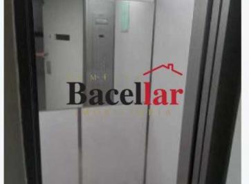 Apartamento · 68m² · 3 Quartos · 1 Vaga · Apartamento : Padrão / Residencial / Botafogo