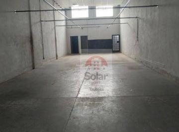Comercial · 180m² · 3 Vagas · Loja para alugar em Centro de 180.00m² com 3 Garagens