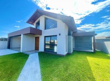 Casa · 150m² · 3 Quartos · 2 Vagas · 
                                Imóvel novo em Torres com churrasqueira e varanda gourmet - Oportun