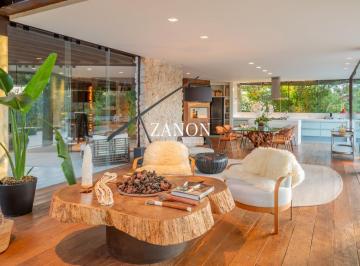 37244856_g.jpg · 
                                Casa à venda no Vale dos Cristais 
                            