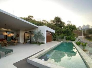 Casa · 380m² · 4 Quartos · 6 Vagas · Casa à venda no condomínio Vila Castela
