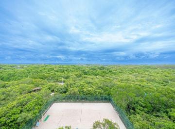 Apartamento · 160m² · 2 Vagas · Apartamento Reformado com 160m², 3 Suítes e 2 Vagas na Barra da Tijuca
