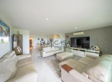 Apartamento · 160m² · 3 Quartos · 2 Vagas · Apartamento Reformado com 160m², 3 Suítes e 2 Vagas na Barra da Tijuca