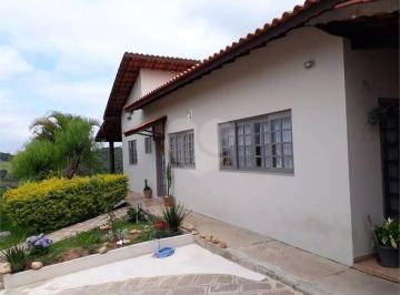 Casa · 190m² · 3 Quartos · 4 Vagas · Casa para venda em Bairro Inválido de 190.00m² com 3 Quartos, 2 Suites e 4 Garagens