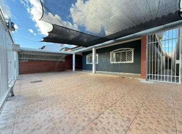 Casa · 220m² · 4 Quartos · 1 Vaga · QND 30 – Casa de 4 Quartos com Vaga de Garagem para até 3 Carros – Taguatinga Norte