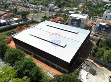 Comercial · 2800m² · 60 Vagas · Galpão / Depósito / Armazém para alugar em Nova Mogi de 2800.00m² com 60 Garagens