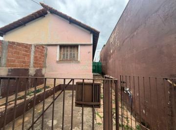 Casa · 86m² · 2 Quartos · 1 Vaga · Casa para venda em Centro de 86.00m² com 2 Quartos e 1 Garagem