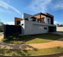 Casa · 319m² · 4 Quartos · 4 Vagas · Sobrado para venda em Residencial Alto Do Castelo de 319.00m² com 4 Quartos, 4 Suites e 4 Garagens