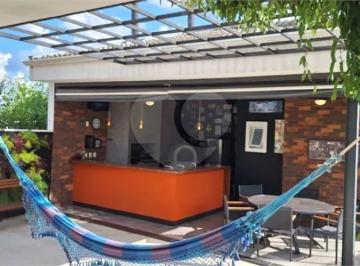 Casa · 329m² · 3 Quartos · 4 Vagas · Casa para venda em Bairro Inválido de 329.00m² com 3 Quartos, 3 Suites e 4 Garagens