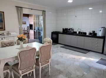 Casa · 180m² · 3 Quartos · 3 Vagas · Casa para venda em Villas Paraíso de 180.00m² com 3 Quartos, 1 Suite e 3 Garagens