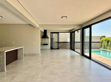 Casa · 258m² · 3 Quartos · 2 Vagas · Casa para venda em Bairro Inválido de 258.00m² com 3 Quartos, 3 Suites e 2 Garagens