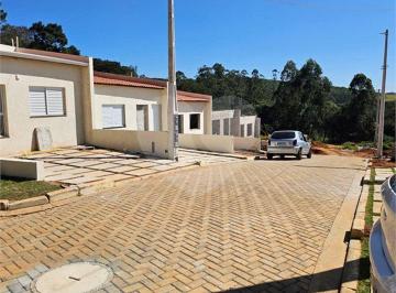 Casa · 60m² · 2 Quartos · 2 Vagas · Casa para venda em Bairro Inválido de 60.00m² com 2 Quartos, 2 Suites e 2 Garagens