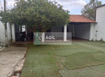 Foto 02 · Casa Térrea a venda no Parque Santo Antônio, Jacareí