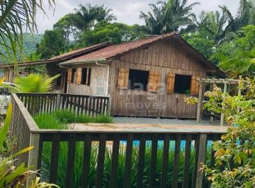 Rural · 2640m² · 3 Quartos · 1 Vaga · Sítio à venda em Camboriú