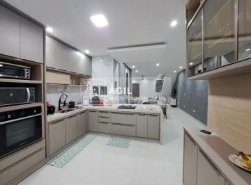 Foto 01 · Casa a venda no Jardim das Industrias - Região Oeste de São José dos Campos/SP