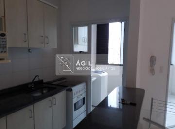 Foto 01 · Aluga-se apartamento mobiliado na Av. Adhemar de barros  -1 Suíte com cama e armário embutidos -1 Sa