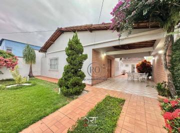 8c18839b35ba0836f5f7fc901dff044086b704ee · Uma Casa que Parece Ter Saído de um Conto de Fadas – Parque da Areia Preta | Guarapari
