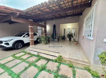 1ec1512baafa0ba32532c6986bc3bee6dfc3fba4 · Casa Ampla com Piscina no Centro de Guarapari – Proprietária Estuda Imóvel em Vila Velha na Negociaç