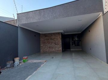 Casa de 3 quartos, Maringá · Casa no Jardim Alvorada com closet