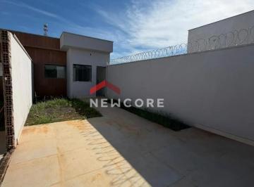 Casa · 65m² · 3 Quartos · Casa em Rua Orestes da Silva - Shopping Park - Uberlândia/MG