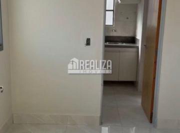 img0 · Apartamento com 3 Quarto(s) e 1 banheiro(s) para Alugar, 55 m² por R$ 2080 / Mês