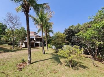 Casa · 520m² · 5 Quartos · 3 Vagas · Casa estilo fazenda com 5 suítes para alugar