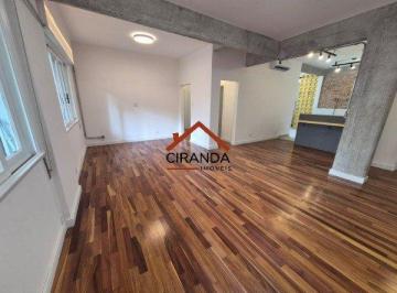 Apartamento · 138m² · 2 Quartos · Apartamento de Alto Padrão com 2 Quartos em Higienópolis - 138 m² Reformados