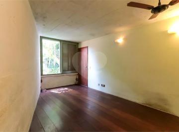 Casa Venda 368m² de 4 quartos · Sobrado com 4 quartos à venda em Jardim morumbi - SP