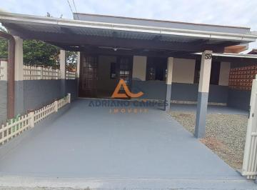 Foto 01 · Aluguel Anual de Casa com 3 dormitórios sendo 1 suíte no bairro Gravatá de Navegantes