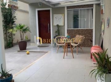 Foto 01 · Imperdível casa à venda em Niterói-RJ, bairro Itaipu. 4 quartos, 3 suítes, 1 sala, 5 banheiros, 1 va
