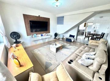 Apartamento de 2 quartos, Caraguatatuba · Apartamento à venda no Centro de Caraguatatuba SP