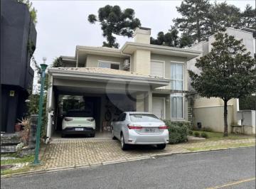 Casa de 5 quartos, Curitiba · Casa/Sobrado-5 quartos, 1 suite, 195m2 útil, 2 vagas garagem