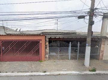 Casa de 3 quartos, Osasco · Prédio e terreno com área de 111,05m2-Rua Princesa Isabel nº 329-Osasco