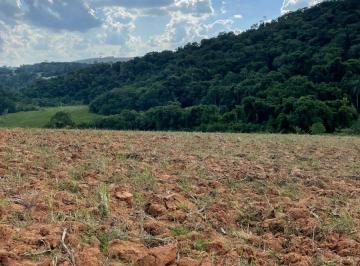 Terreno , Ibiúna · Terreno bem localizado em Ibiúna com 1000m²