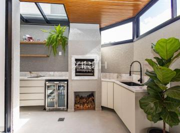 Casa de 3 quartos, Curitiba · MOBILIADO E PRONTO PARA MORAR | Sobrado no Água Verde com 100m² e Localização Privilegiada