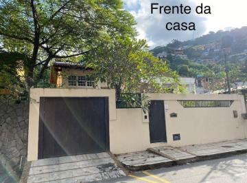 Casa · 200m² · 3 Quartos · Exclusividade e sofisticação em um refúgio único no coração de Angra dos Reis