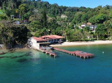 Casa · 500m² · 8 Quartos · Elegância e exclusividade à beira-mar: seu refúgio de luxo em Angra dos Reis