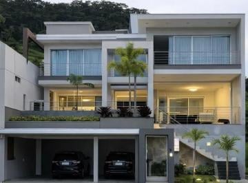 Casa · 350m² · 4 Quartos · Exclusividade e sofisticação à beira-mar, onde o luxo encontra a natureza.