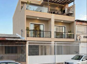 Casa de 4 quartos, Riacho Fundo · Casa 3 pavimentos, 4 quartos (3 suítes)