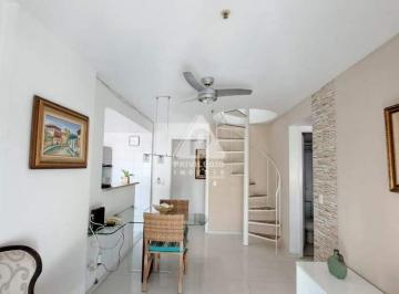 Casa · 136m² · 3 Quartos · 2 Vagas · Cobertura em Botafogo com piscina e varanda