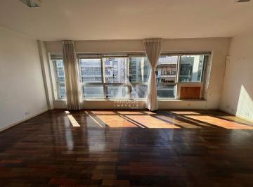 Apartamento · 150m² · 3 Quartos · 2 Vagas · Apartamento Exclusivo à Venda no Leblon com 3 Quartos, 1 Suíte e 2 Vagas