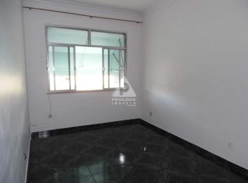 Apartamento · 72m² · 2 Quartos · 1 Vaga · Apartamento de 72m², sala arejada ,2 quartos, copa cozinha, banheiro social e de empregad, e ampla á