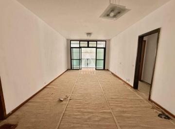 Apartamento · 110m² · 3 Quartos · 2 Vagas · 3 quartos sendo 1 suite, varandão, 2 vagas, edificio imponente, portaria 24H